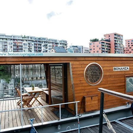 Houseboat Bonanza Prague Hotel Bagian luar foto