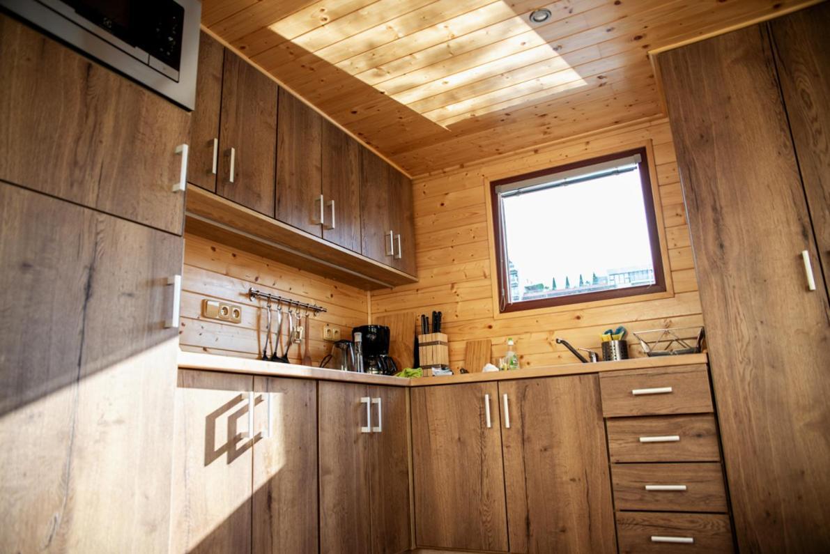 Houseboat Bonanza Prague Hotel Bagian luar foto